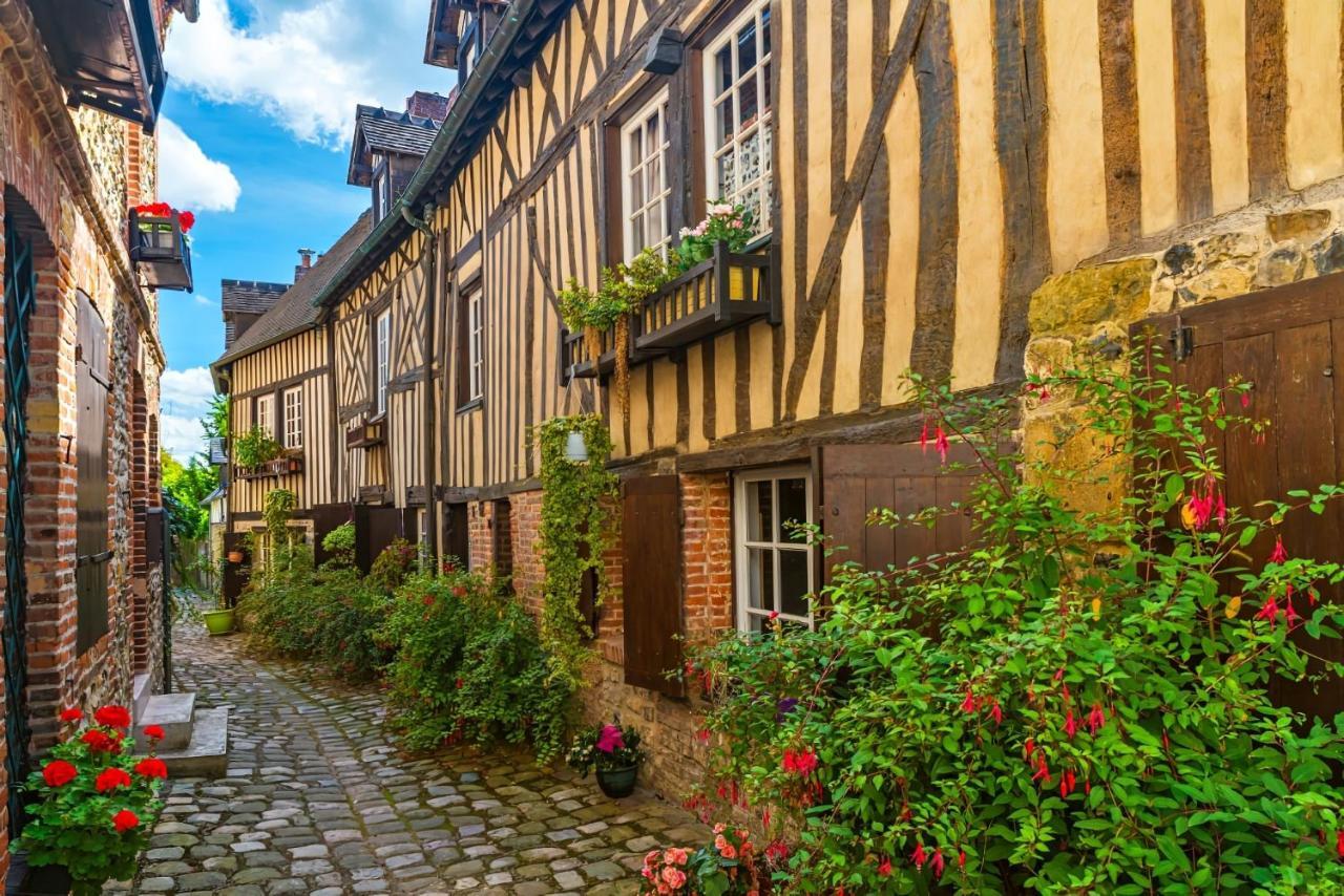 Appartement De Charme Dans Un Chateau A 5 Min D'Honfleur Gonneville-sur-Honfleur Екстер'єр фото